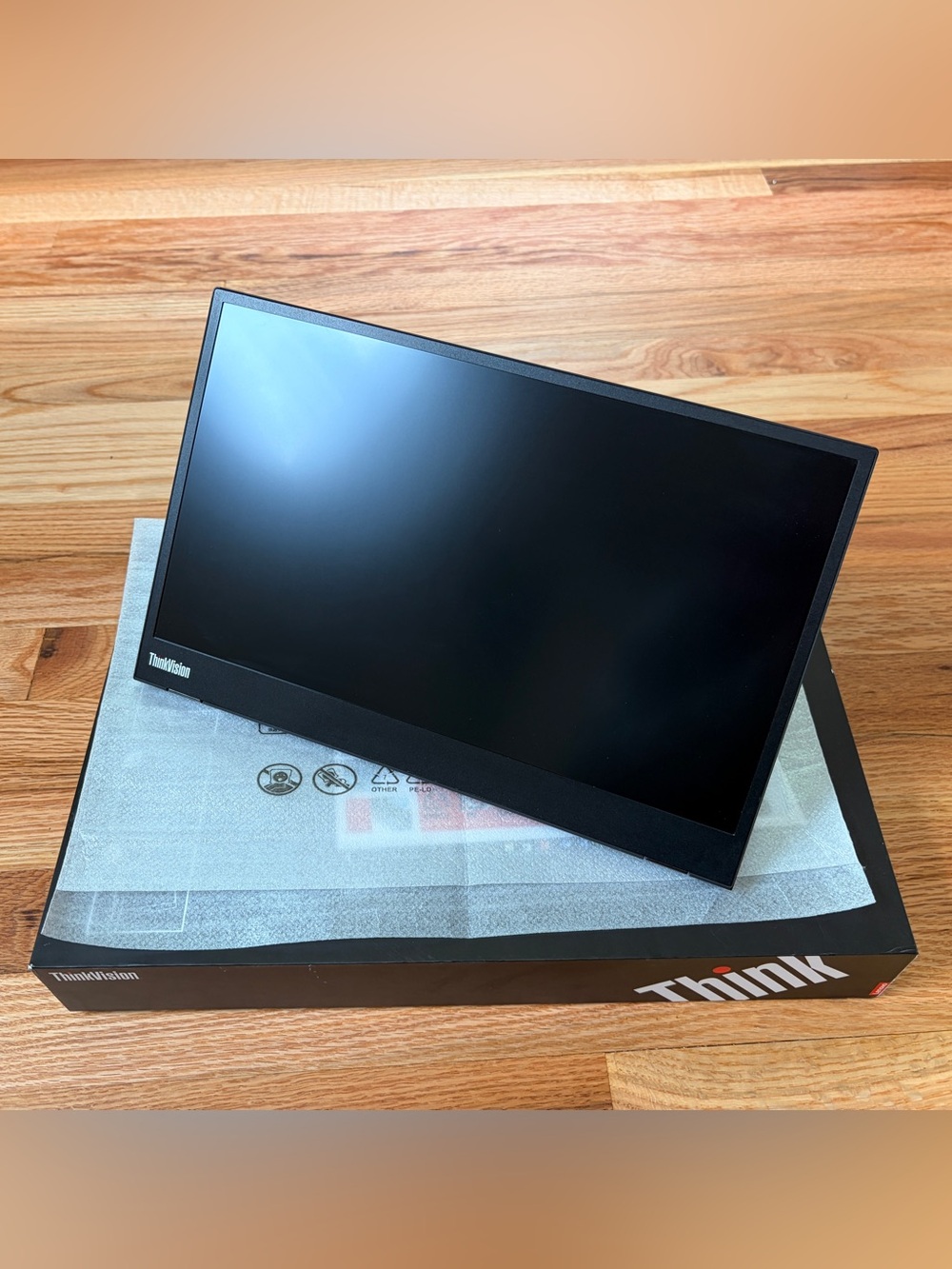 Lenovo ThinkVision M14 USB-C Mobile LCD Display 14" (1920x1080) (D18140FX0)